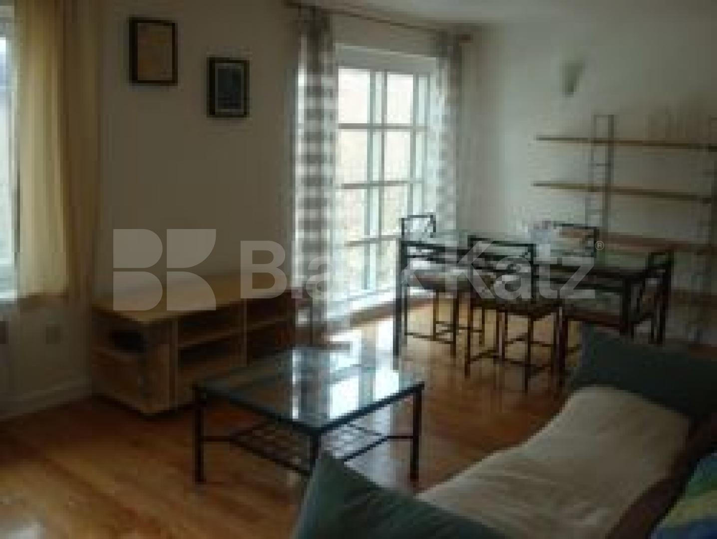 			AMAZING FLAT , GREAT LOCATION!!!!!, 1 Bedroom, 1 bath, 1 reception Flat			 City road / Angel, Angel